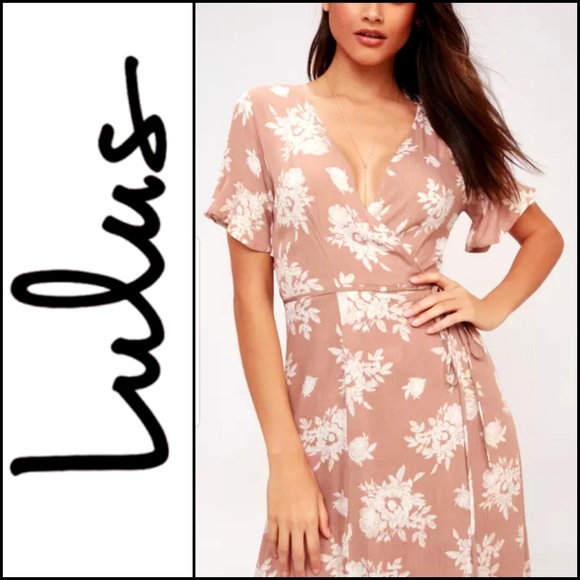 Lulus Dresses & Skirts - LULUS Mauve Floral Wrap Maxi Dress!